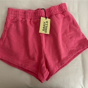 DAILY DRILLS Super Shorts in Cheeks - M/L